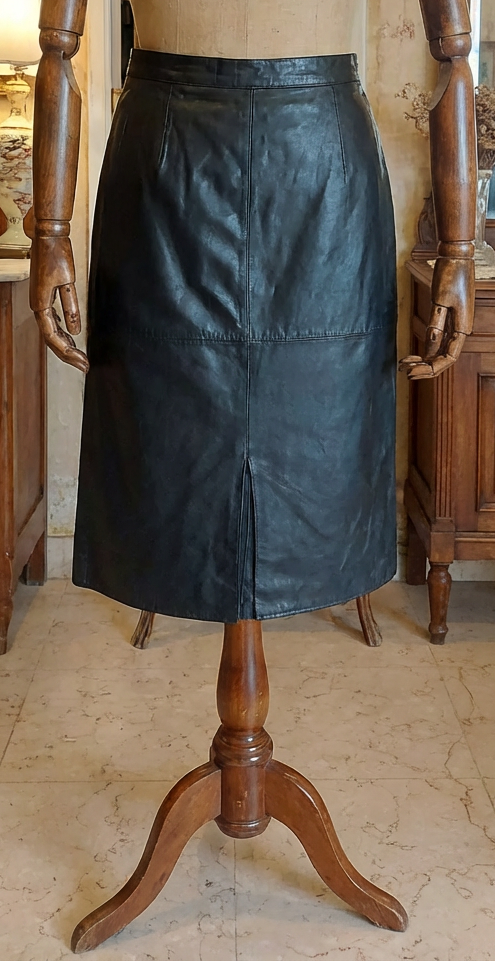 Leather skirt
